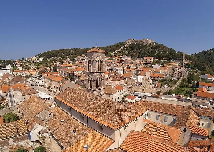 1 Bedroom Awesome In Hvar *