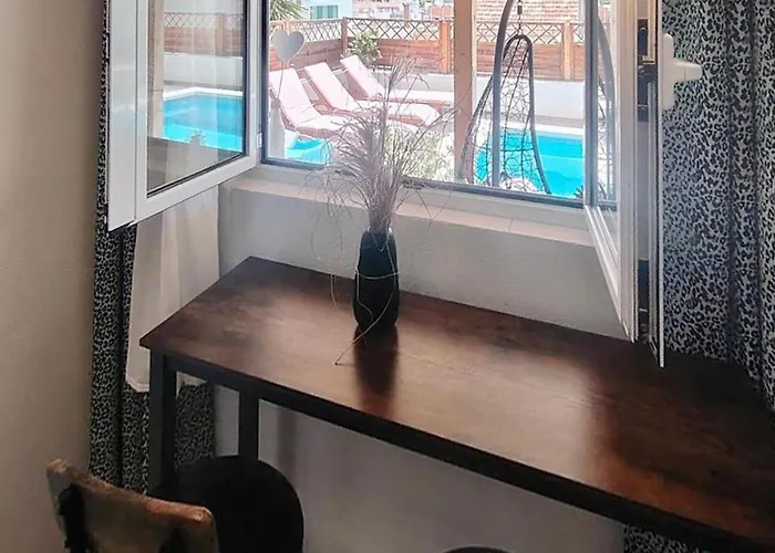 Daire 1 Bedroom Awesome In Hvar